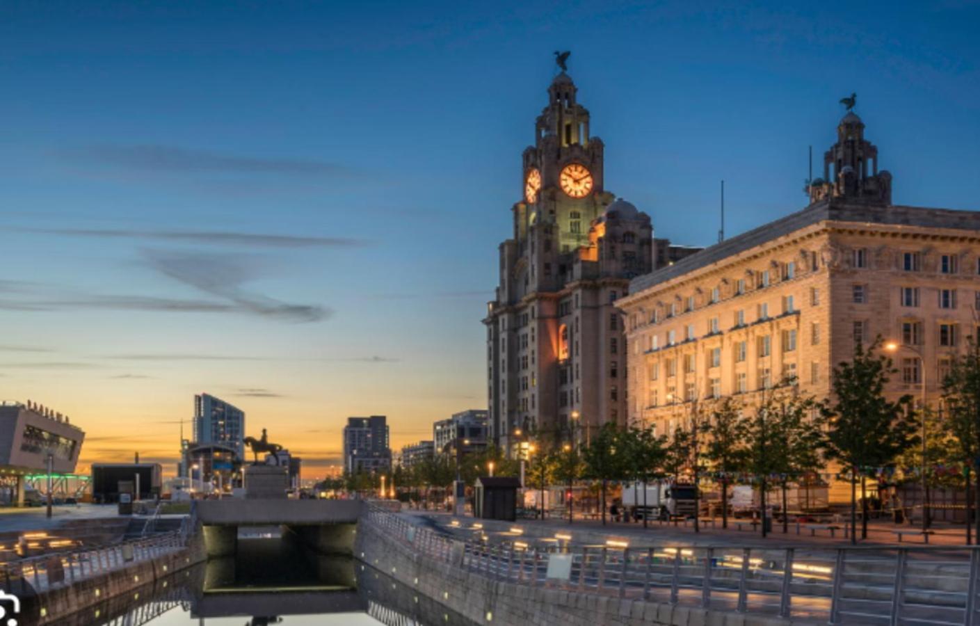 Home From Home Near Lfc, Efc & Train Station 利物浦 外观 照片